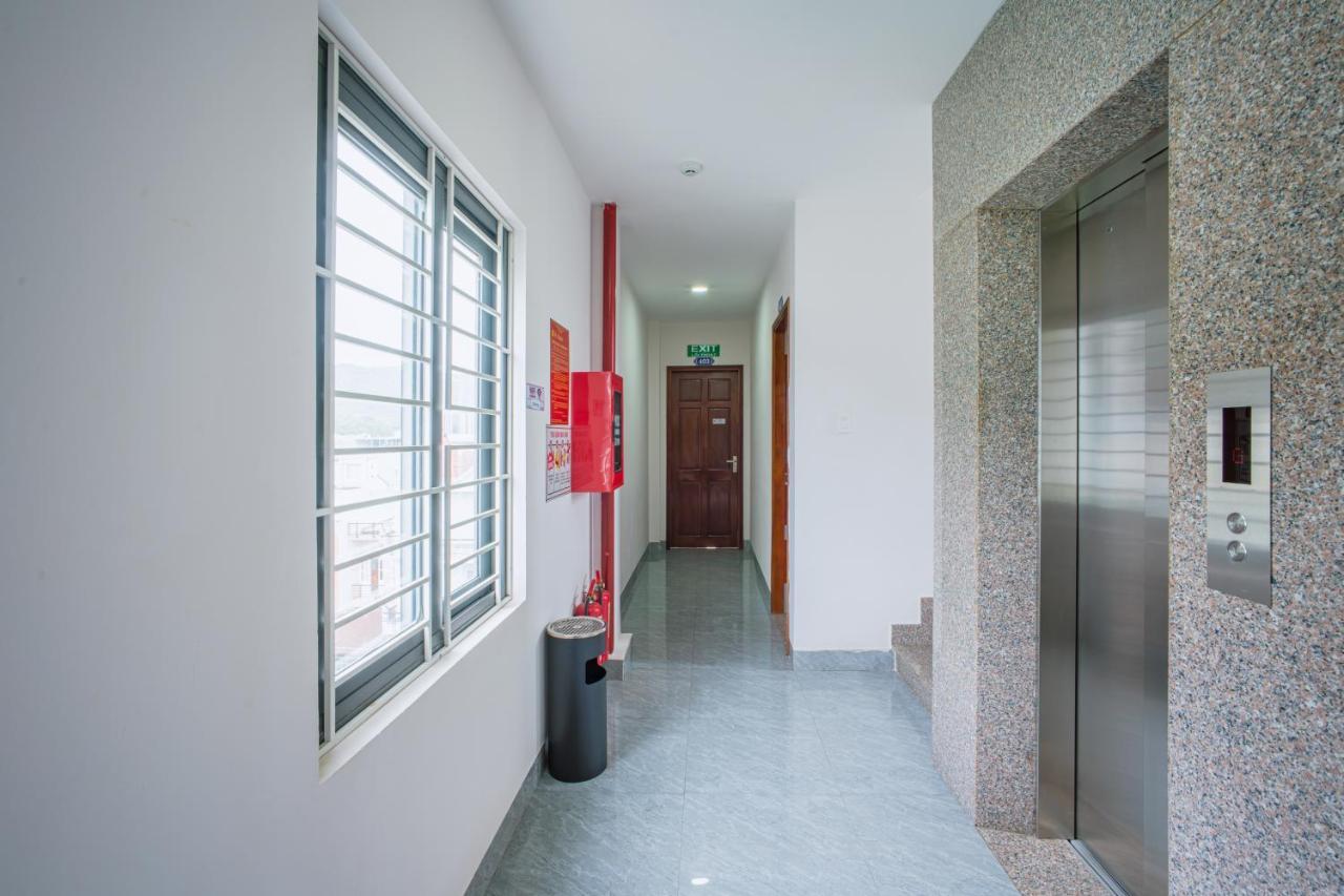 Phu Xuan Hotel Куинён Экстерьер фото