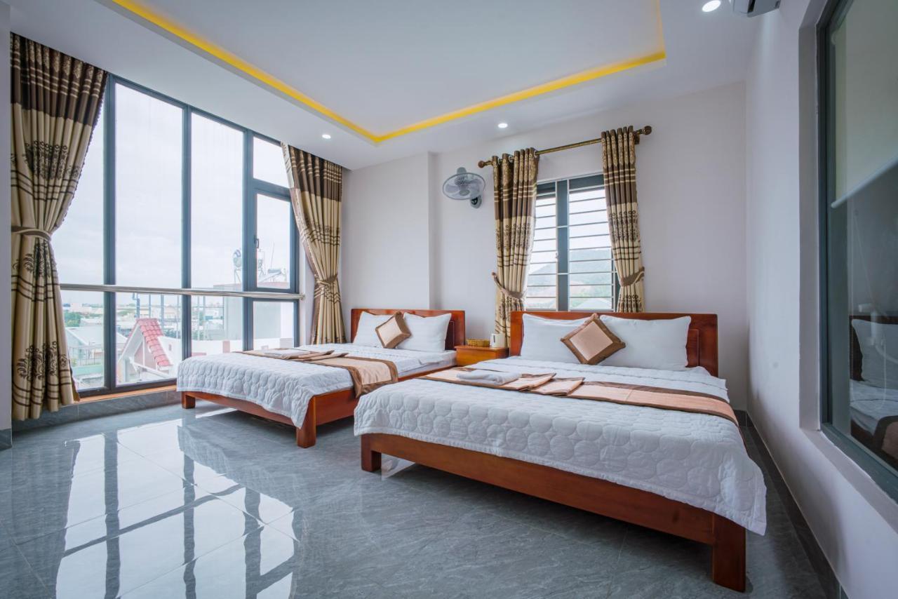 Phu Xuan Hotel Куинён Экстерьер фото